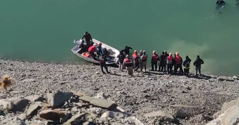 Zernek Barajı’na araç uçtu: 2 ölü