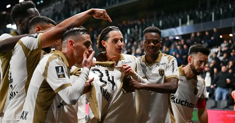 Avrupa da yılın sürprizi: Milyar euroluk takımın önünde lider oldular