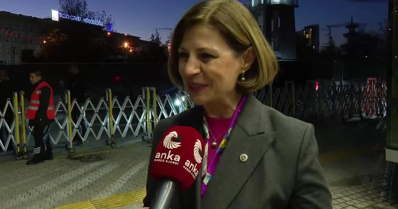 EBB Başkanı Ünlüce: Kurultay Türkiye nin aydınlığını açacak