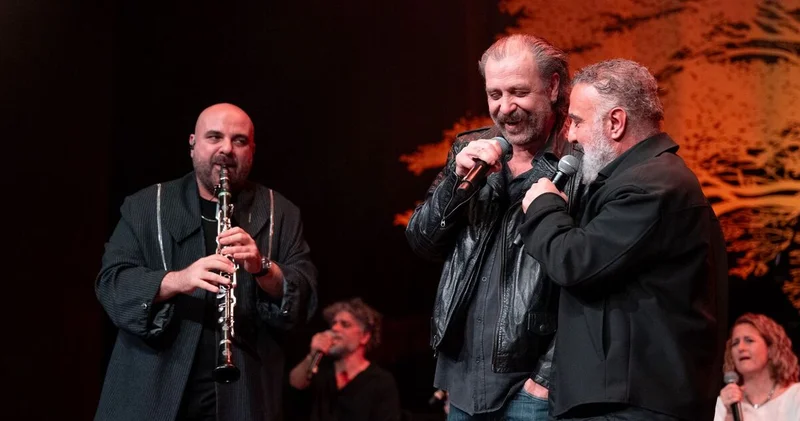 Hep Barabar da buluştular