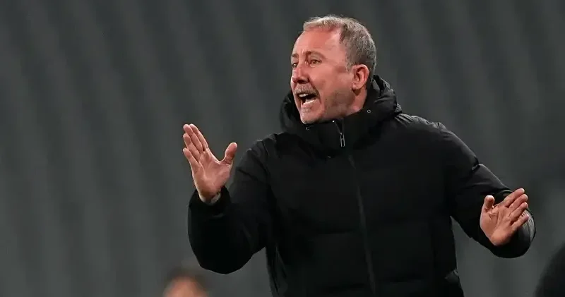 Sergen Yalçın dan galibiyet sonrası eleştirilere tepki: Gelin siz yapın çok biliyorsunuz Futbol Haberleri