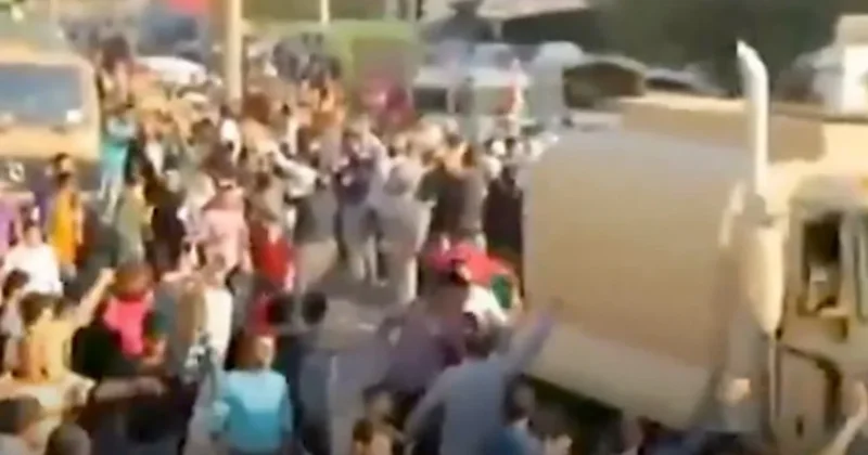 Yeni Habur gibi görüntüler! Cizre de Kürt bayraklı korumalara sevgi gösterileri... Sözcü Gazetesi