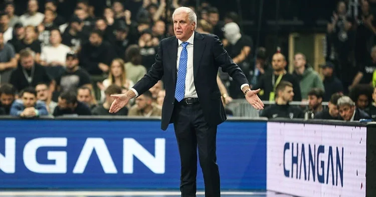 Obradovic in ayrılığı sonrası Partizan taraftarlarından protesto!