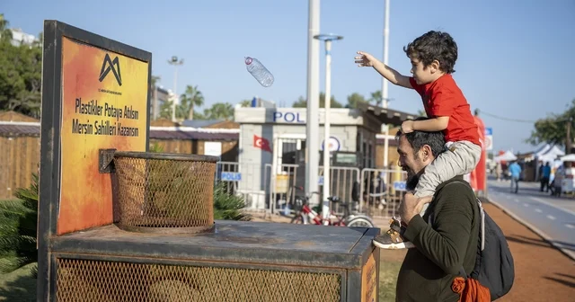Plastiksiz Mersin Sahilleri projesi ile 10 ayda 1 ton plastik toplandı Mersin Haberleri