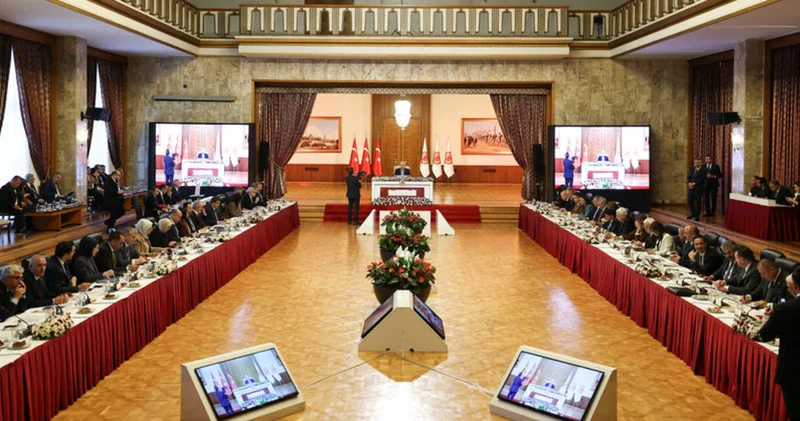 Süreç Komisyonu toplanıyor: İmralı ziyaretinden notlar paylaşılacak Son dakika haberleri