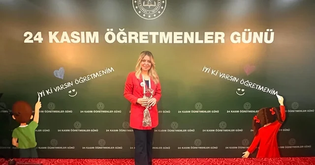 Bayburt ta yılın öğretmeni Mevhibe Kübra Hançer seçildi Bayburt Haberleri