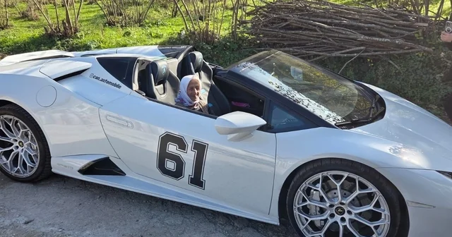 Trabzon a Lamborghini ile geldi, köy yollarında ilgi odağı oldu Trabzon Haberleri