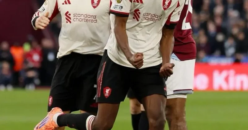 Liverpool galibiyeti hatırladı! 145 milyon euroluk golcü sonunda uyandı