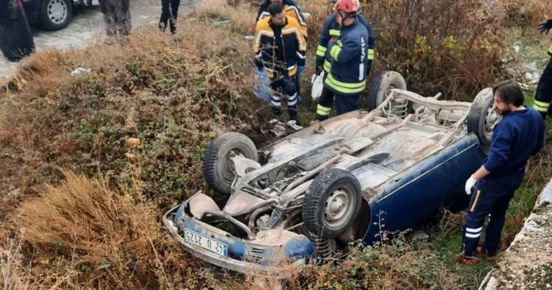 82 yaşındaki sürücü şarampole yuvarlanan araçta öldü