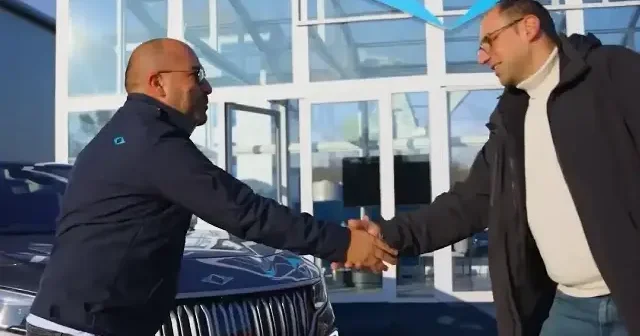 TOGG Almanya’da teslimatlarını hızlandırdı: Türkiye’nin akıllı cihazı Avrupa yollarında VİDEO İZLE