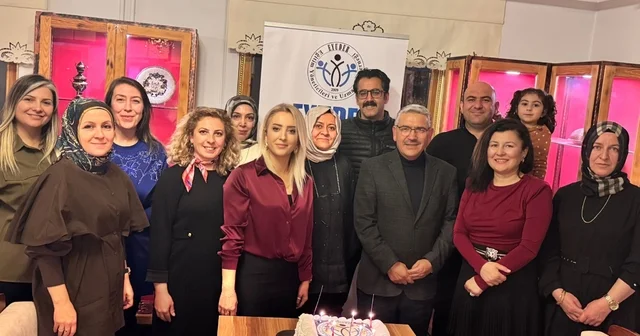 Erzincan EYUDER den Öğretmenler Günü ve 2026 Planlama Toplantısı Erzincan Haberleri