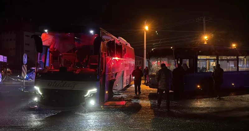 Tekirdağ da 2 otobüs çarpıştı