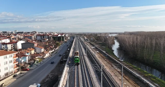 Hızlı tren projesi Edirne etabının yüzde 98 i tamamlandı Vali Sezer: Hızlı trende Edine de sona gelindi Edirne Haberleri