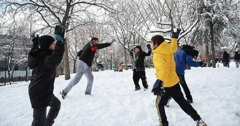 Yarın okullar tatil mi? Valilik açıkladı! 31 Aralık Çarşamba kar tatili olan iller ve ilçeler hangisi?