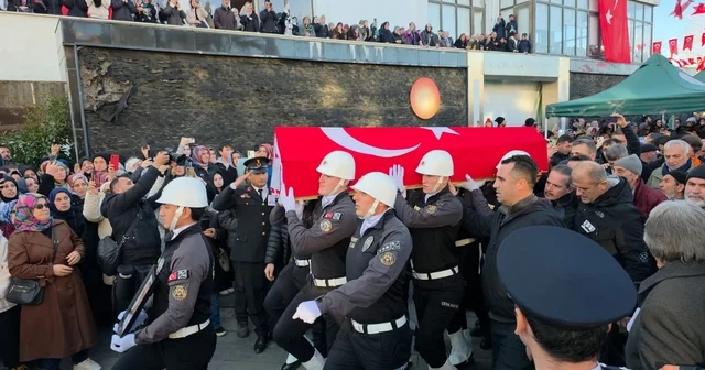 DEAŞ operasyonunda şehit olan polis memuru memleketinde toprağa verildi Düzce Haberleri