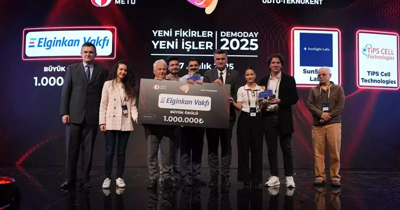 Yeni Fikirler Yeni İşler in final etkinliği ODTÜ Kültür ve Kongre Merkezi nde yapıldı