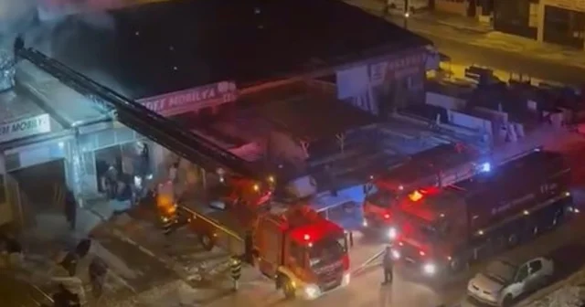 Mobilya imalathanesinde çıkan yangın paniğe neden oldu Sivas Haberleri