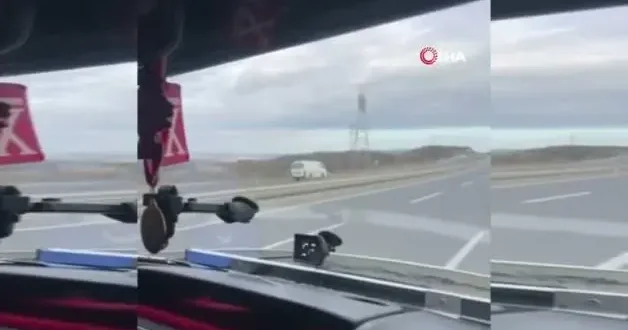 İstanbul Havalimanı yolunda ters yönde giden araç yürekleri ağza getirdi