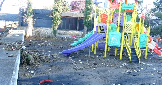 Giresun un Tirebolu ilçesinde fırtına hasara yol açtı Giresun Haberleri