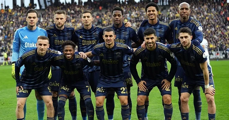 Avrupa devleri peşine düştü: Fenerbahçe 30 milyon euro istiyor!