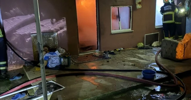 Edirne de yaşlı kadının evi alevlere teslim oldu Edirne Haberleri