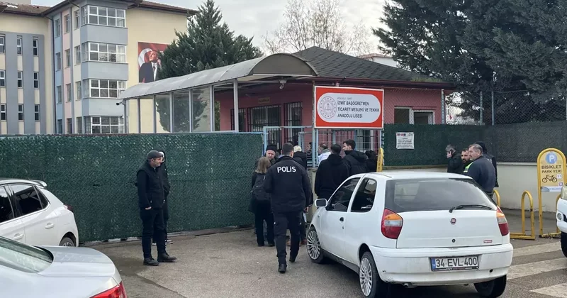 Baba, Kızını Korurken Tehditçi Gençle Karşılaştı