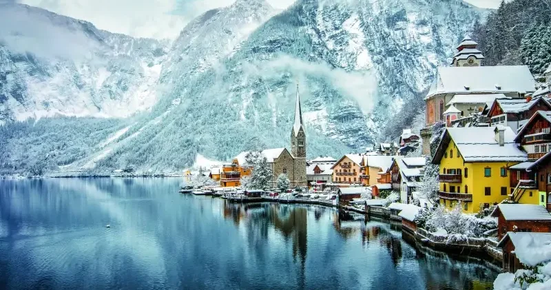 Zamanın suda yansıdığı masal köyü Hallstatt Son Dakika Haberleri