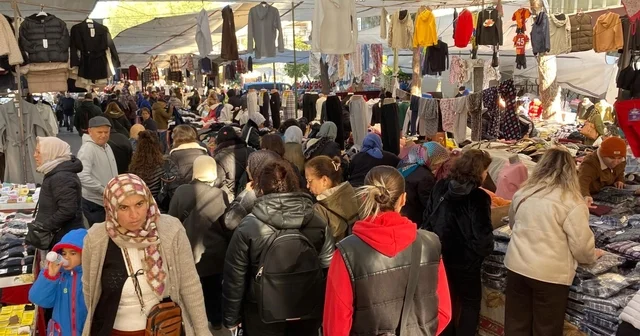 Aydın ın tarihi Salı Pazarı nda yıl sonu hareketliliği Aydın Haberleri