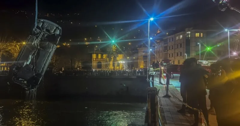 Amasya da araç nehre uçtu: 1 ölü 1 yaralı