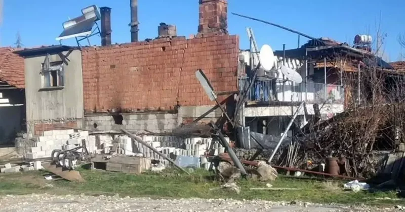 Burdur’da kalorifer kazanın patladı, ev kullanılmaz hale geldi