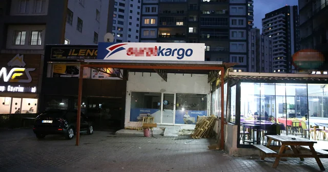 Göndermek istenen kaçak sigarayı polise bildiren kargo şube müdürünü öldürdü Adana Haberleri
