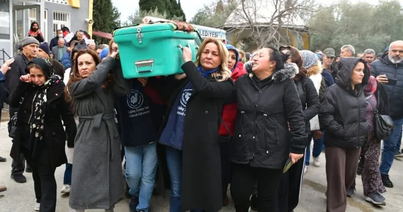 Cenazesini kadınlar taşıdı Son dakika haberleri