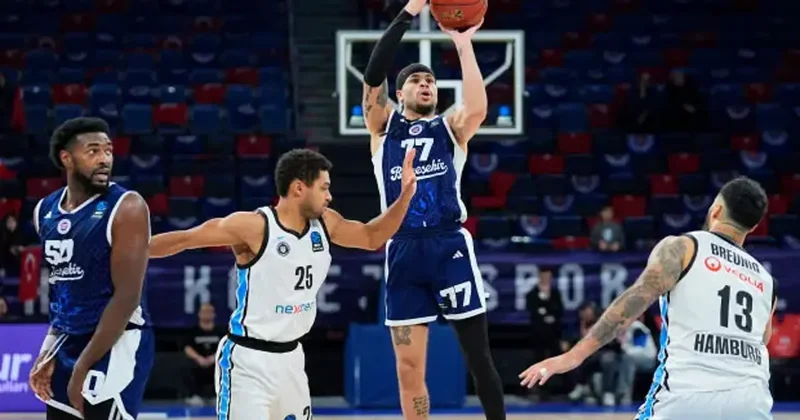 Bahçeşehir Koleji nden Avrupa da tarihi fark!