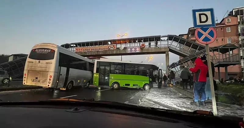 Zonguldak ta buzlanan yolda 5 araç, birbirine girdi
