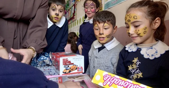 Mutluluk Harekatı ile binlerce çocuğun hayali gerçeğe dönüştü Ağrı Haberleri