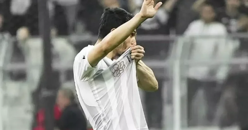 Beşiktaş ın kendisine kulüp bulmasını istediği Necip Uysal futbola veda ediyor