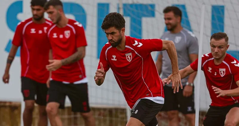 Bursaspor a Süper Lig den transfer yolda: Samsunsporlu futbolcu ile anlaşmaya varıldı