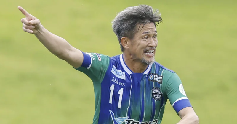 58 yaşındaki futbolcu Kazuyoshi Miura dan yeni imza! Futbol Haberleri