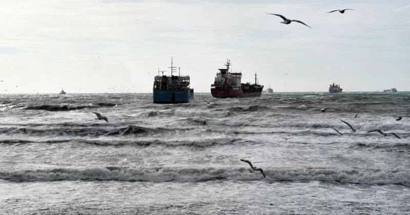 Fırtına her yerde! Dev dalgalar ve sürüklenen gemiler! Son dakika haberleri