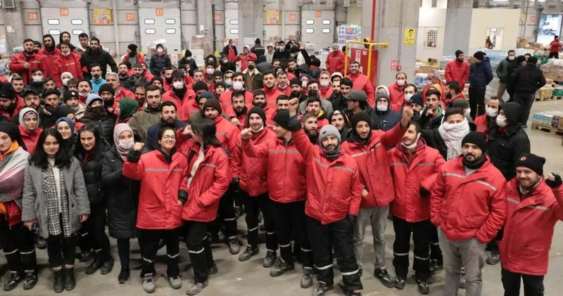 Akademisyenlerden Migros depo işçilerine destek: Haklı mücadelelerinde yanlarındayız