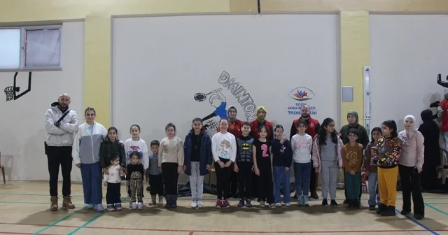 Duvarlar rengarenk oldu Düzce Haberleri