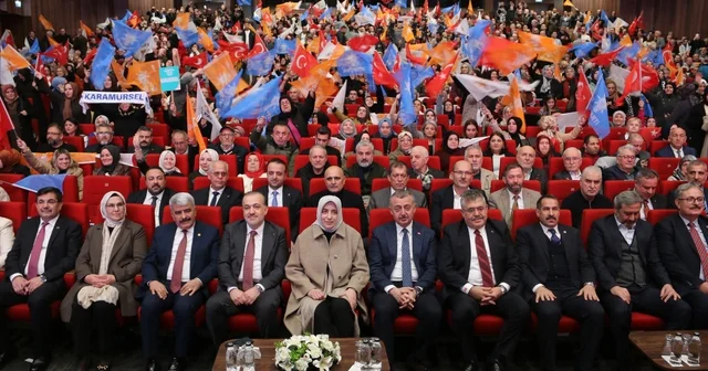 Büyükakın dan muhalefet belediyelerine gönderme: Belediyeler yatma yeri değildir Kocaeli Haberleri