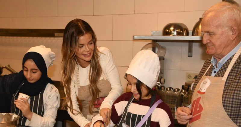 Aslı Turanlı, duygusal anlar yaşattı