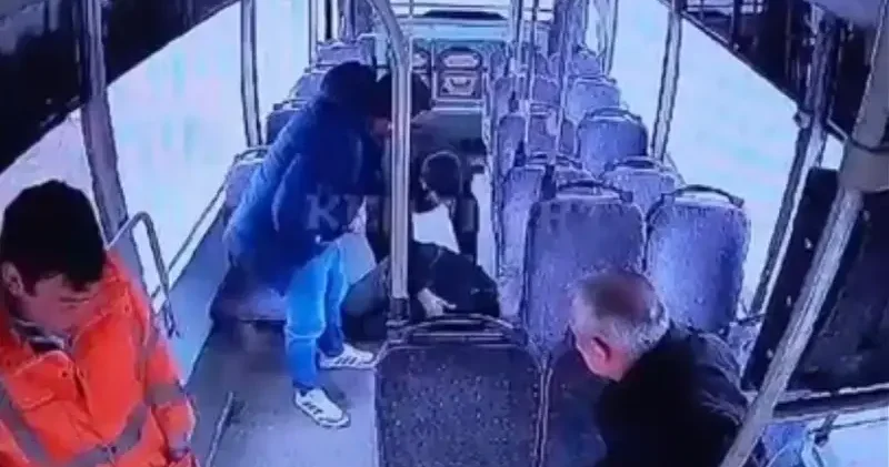 Mardin’de otobüste fenalaşan adam kaldırıldığı hastanede hayatını kaybetti Gündem Haberleri