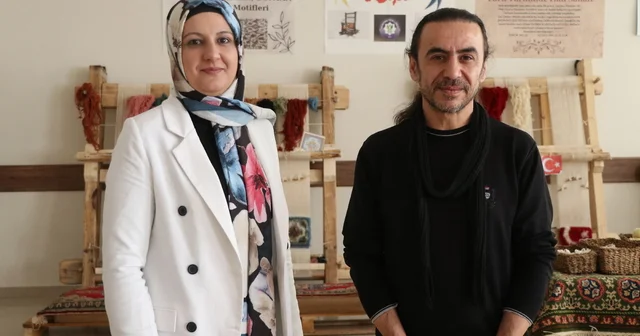 Kayseri de 2 öğretmen, halı dokuma geleneğini yaşatmak için okulda atölye kurdu Kayseri Haberleri