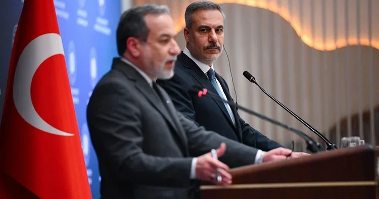 İstanbul daki kritik görüşme dünya basınında: Önde gelen arabulucu Türkiye doğrudan temas kurabiliyor