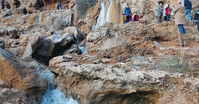 Mardin de bereketin müjdeleyicisi GAP Şelalesi, 2 yıl aradan sonra akmaya başladı Mardin Haberleri