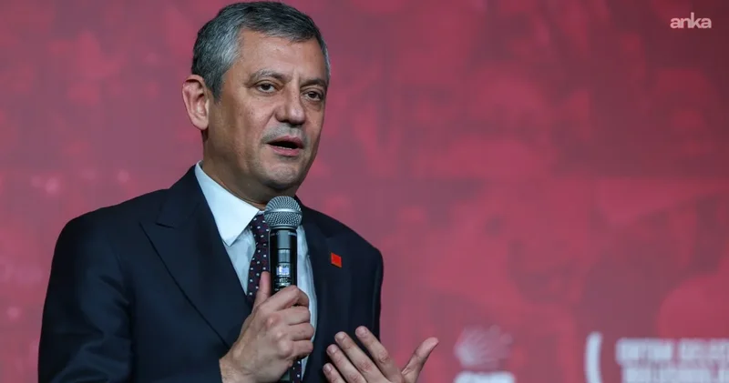 CHP den Demokrasi Konferansı... Özgür Özel’den MHP’li Yıldız’a gönderme: Olsaydı çok kıymetli olacaktı