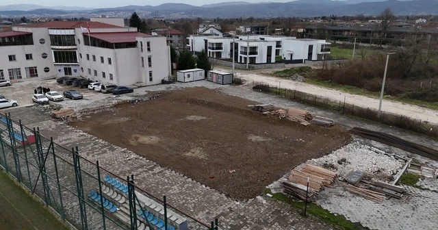 Düzce Belediyesi nin spor yatırımları hız kesmiyor Başkan Faruk Özlü: Düzce de üç ayrı spor kampüsü kuruyoruz Düzce Haberleri