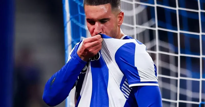 Görüşmeler başlıyor! Galatasaray a Türk golcü